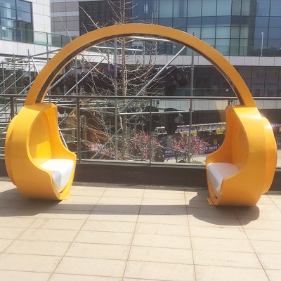 玻璃钢耳机造型座椅艺术美陈坐凳