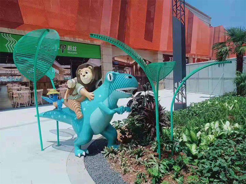 万泰公园大道户外广场街区商业美陈 万泰公园大道户外广场街区商业美陈